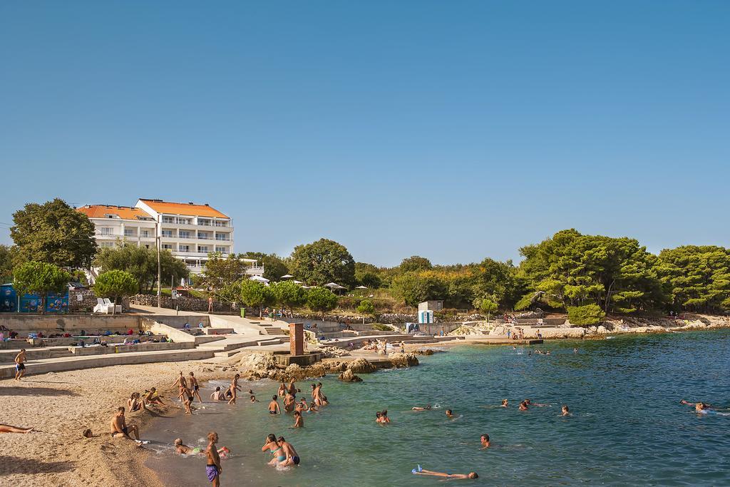 Spa & Wellness Hotel Pinia Малинска Экстерьер фото