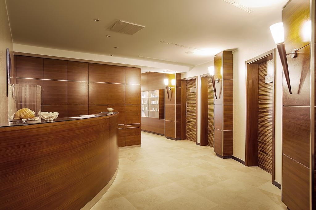 Spa & Wellness Hotel Pinia Малинска Экстерьер фото